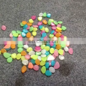 Glow in the Dark Garden Pebbles Garden Ornament Stones thumbnail-2