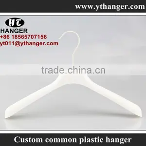 IMY-515 White Childrens Coat Hangers Plastic thumbnail-2