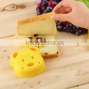2015 New Home DIY Cookie Cutter Plastic Sandwich Toast Bread Mold Maker Cartoon Bear Cake Mold Cooking Tools thumbnail-3
