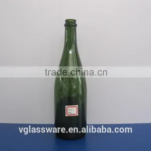 Antique Green Glass Bottle in 750ml thumbnail-1