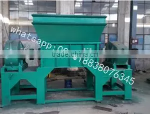 Automatic Type 25 Blades Waste Plastic Two Shaft Shredder Machine thumbnail-3