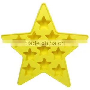 Novelty Red Silicone Ice Mold With Five Star Shape thumbnail-3
