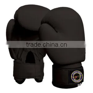Balck Colour Boxing Gloves Made of PU Filled thumbnail-1