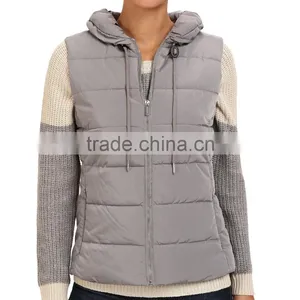 OEM Fashion Lined Womens Padded Gilet With Pillow Collar thumbnail-2