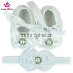 Fancy Polka Dot Floral Newborn Crib Shoes Baby Shoes Matching Headband thumbnail-4