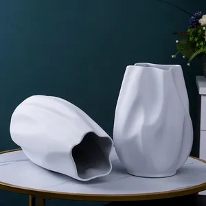 Dry Flower Water Wave Special Shape Custom White Large Ceramic Vase Decoration For Living Room thumbnail-1