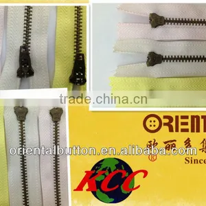 High Quality/The Fashion Metal Teeth Dyeable Tape KCC Zipper thumbnail-4