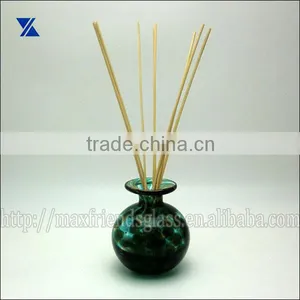 Mottled Green Glass Perfume Bottle, Reed Diffuser thumbnail-1