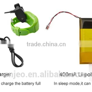 GPS Gsm Bracelet Tracking Personal Gps Tracker Chips With SOS Panic Button, LBS+GPS, Mobile Apps and Long Battery Life thumbnail-6