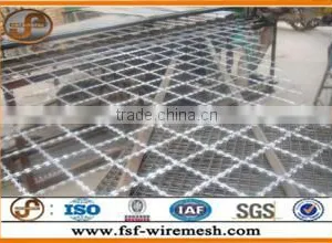 High Quality Low Price Razor Barbed Wire in China(manufacturer) thumbnail-2