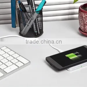 Handsome Appearance Desktop Wireless Charger Mobile Power Bank 5000mah thumbnail-1