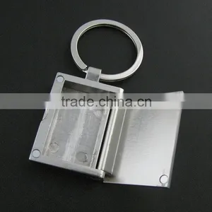 Novelty Design Megnetic Metal Photo Frame Keychain thumbnail-3