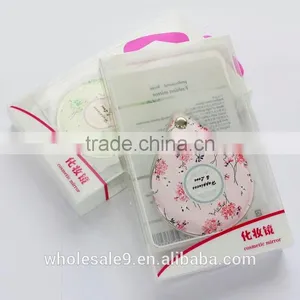 Pu Leather Folding Pocket Mirror With Flowers thumbnail-2