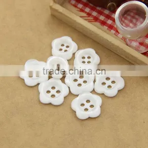 Resin Material Pearl White 2-Holes Flower Fancy Shirt Button For Ladies thumbnail-4