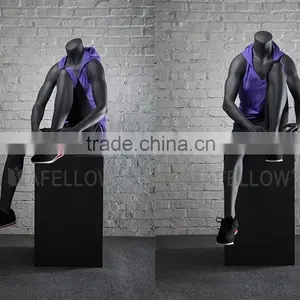 Fashion Store Window Display Mannequin thumbnail-3