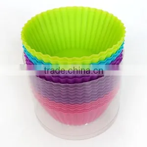 YangJiang Factory Manufacture Hot Sell Eco-Friendly Feature Silicone Cupcake Mold for Baking Mould thumbnail-1