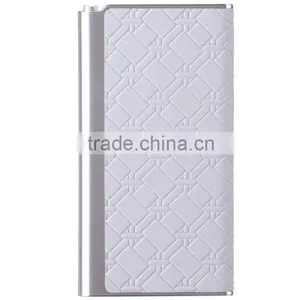 Momax MFI Luxury Power Bank for Universal Mobile Phone Elite Series Quick Charging 5000mAh External Battery TB-0300 thumbnail-1