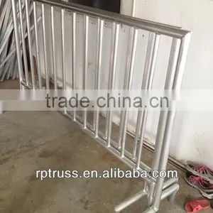 Manufacturer of Aluminum Crash Barrier thumbnail-1