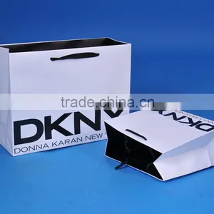 Luxury Matte Lamination Waterproof Shopping Packaging Paper Bag thumbnail-1