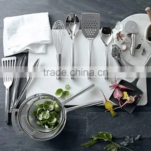 Full Stainless-Steel Soup Spoon thumbnail-2