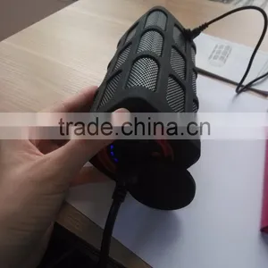 Built-in Power Bank Function 5200mah Waterproof Bluetooth Speaker thumbnail-3