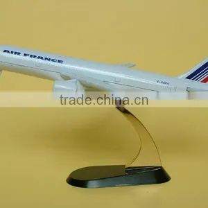 Guohao Hot Sale Custom Resin Decorative Plane, Levitating Plane thumbnail-1
