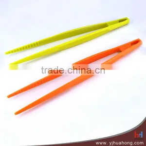 Good Design Nylon Food Serving Tongs thumbnail-1