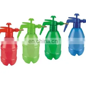 1.5L Manual Garden Sprayer thumbnail-2
