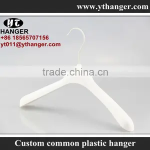 IMY-515 White Childrens Coat Hangers Plastic thumbnail-1