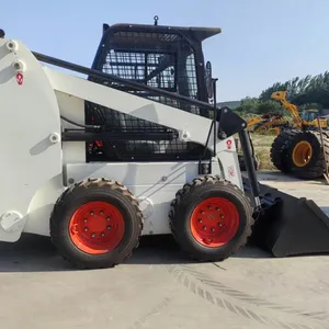 is Highly Maneuverable and Can be Easily Adapted to a Variety of Attachments, Allowing it to Perform U-turns in Place With Great Flexibility. thumbnail-3