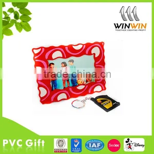 Classic PVC Plastic Photo Frame for Desktop thumbnail-4