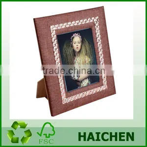 New Design Plastic Car Shape Photo Frame thumbnail-1