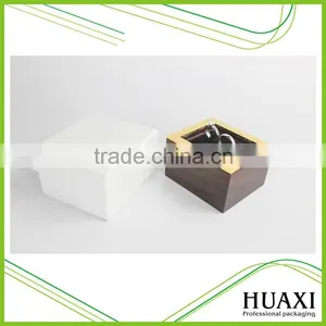 Custom Matt Lacquered Wood Velvet Double Rings Storage Metal Box thumbnail-1
