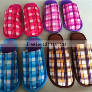 Customized Colors Cotton Fabric Man Bathroon Slipper Wholesale 2015 Fashion Women Bathroom Slipper Hot Selling thumbnail-1
