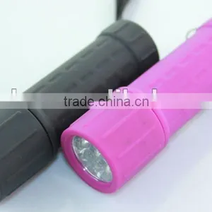 9 LED Plastic Flashlight thumbnail-1