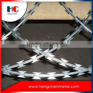 Good Quality Barbed Wire Fence thumbnail-5