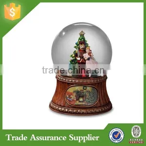 2015 Hot Souvenir on my Facebook Resin Snowglobe thumbnail-5