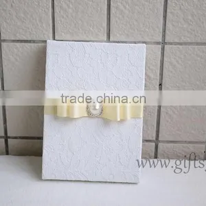 Handmade Elegant White Lace Wedding Invitation Boxes thumbnail-3