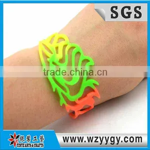 Special Hollow Out Colorful Silicone Bracelets thumbnail-1