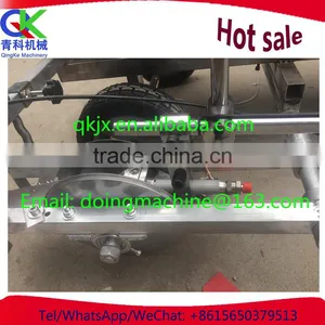 QK Machinery Supply 5cm Width Plastic Runway Marking Machine thumbnail-3