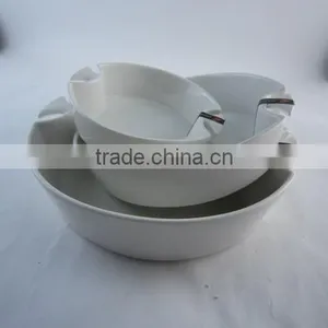 Good Quality High White Ceramic Bakeware Set With Handles thumbnail-4