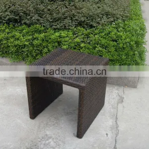 Classic White Lounge Chair With Tea Table thumbnail-6