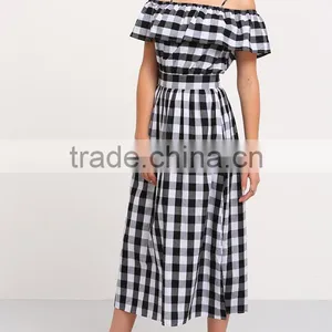 Woman Black and White Plaid Off The Shoulder Short Sleeve Summer Casual Dress thumbnail-2