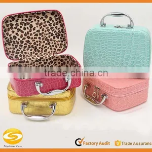 Colorful Leather Makeup Travel Carrying Case, Makeup Train Artist Storage Box, Hard Shell Leather Beauty Vanity Case Bag thumbnail-1