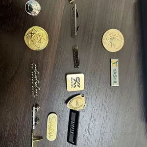 Quality Customized Metal Logo for Cloth, Jewelry, Hat, Bags, Glass Bottles Etc. thumbnail-5
