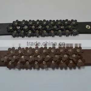 Wholesale Black Genuine Leather Bracelet With Flowers thumbnail-3