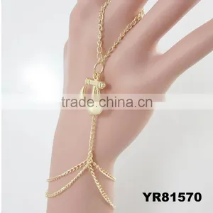 Electroplating Metal Simple Slave Chain Hand Harness Bracelet Ring Jewelry thumbnail-1