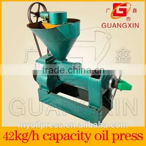 High Purity Spiral Rapeseed Oil Press Expeller Made in China YZYX70-8 thumbnail-1