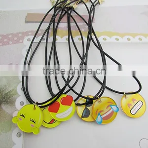 Wholesale IN STOCK 2016 New Emoji Smile Leather Necklace for Best Friends Quality Choice thumbnail-4
