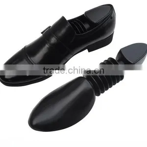 High Quality Plastic Man Shoe Tree thumbnail-4